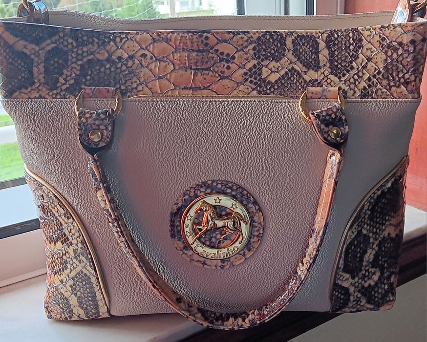 Malas  cavalinho vendo troco