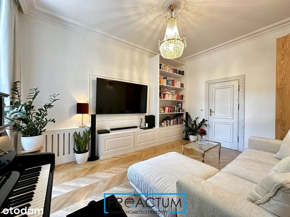 Mieszkanie 59 m2 - balkon - winda - schowek