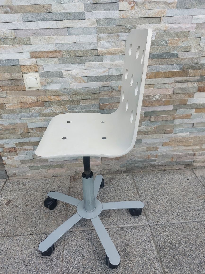 Krzesło ikea biale