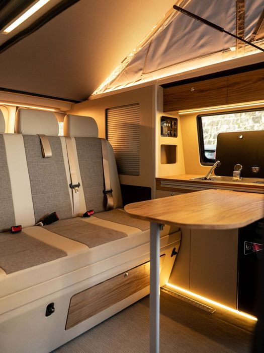 VW T6 VW T6 Campervan 2.0 TDI (2017) - Caixa Manual - WESTFALIA - Nova conversão!