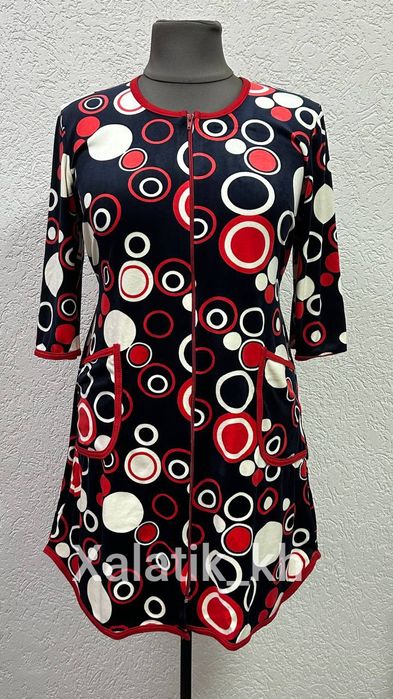 Велюрові плюшеві жіночі халати по коліно