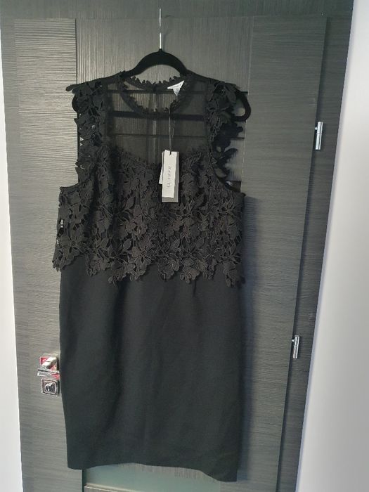 Sukienka czarna koronka rozm.46