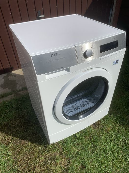 Suszarka kondensacyjna -pąpa ciepła AEG