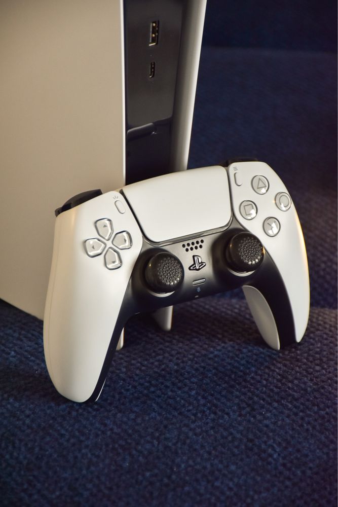 Sony PlayStation 5 Digital Edition / 1TB / Ідеальний стан / 2 ревізія