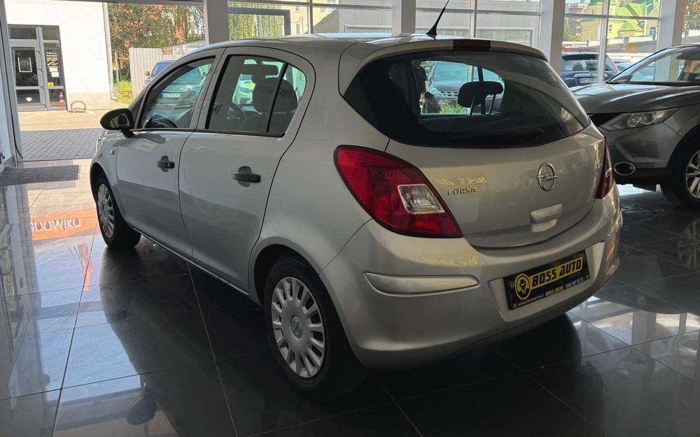 Opel Corsa  2012
