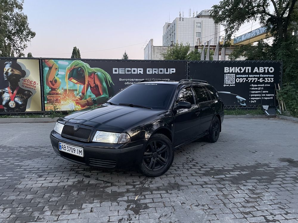 Skoda Octavia Tour 1.6. bfq. срочно!