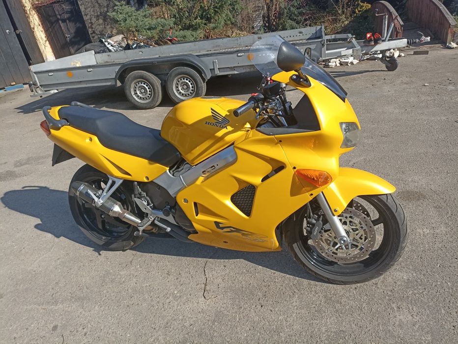 Honda VFR 800 z 1999rok 49000 km