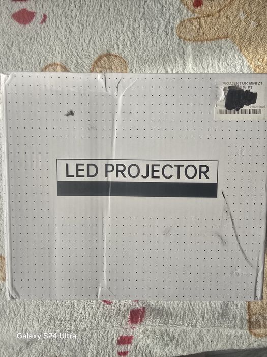 Mini projektor z1 - rzutnik