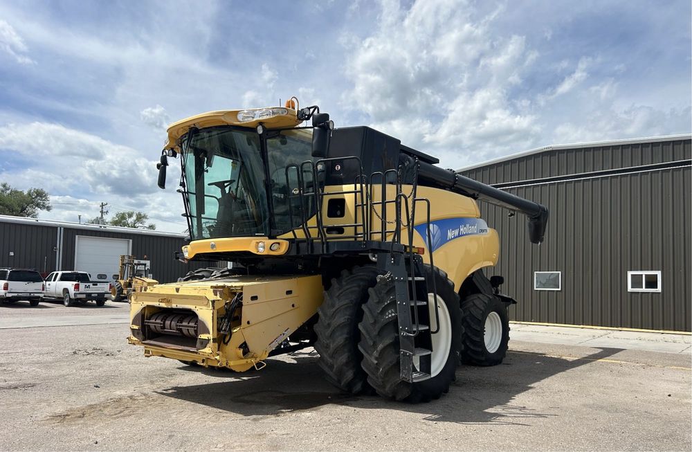 New holland cr9070 2011