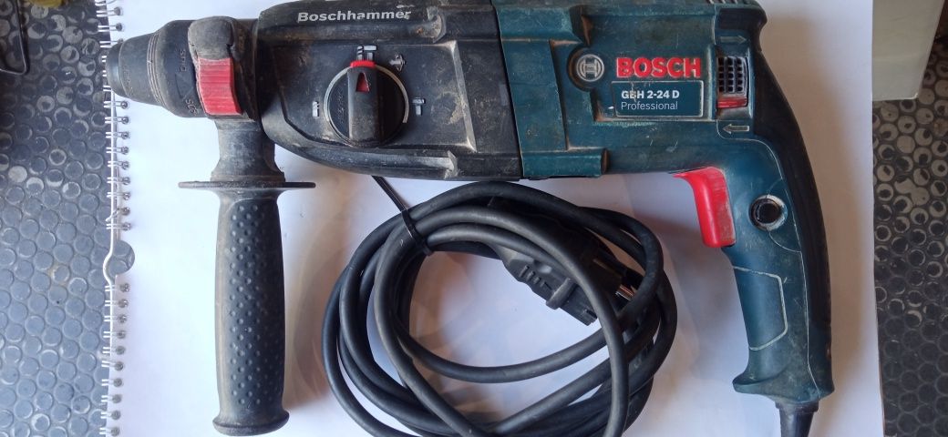 Перфоратор Bosch GBH-2-24 D