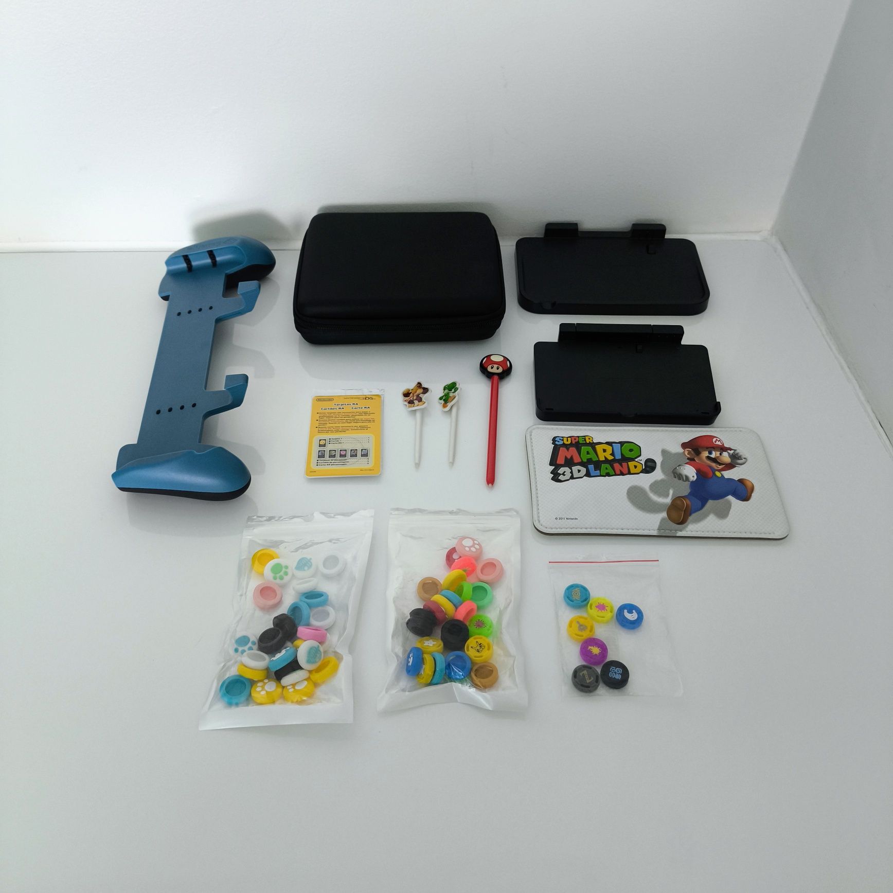 64 Jogos Nintendo 3DS / DS + Acessórios
