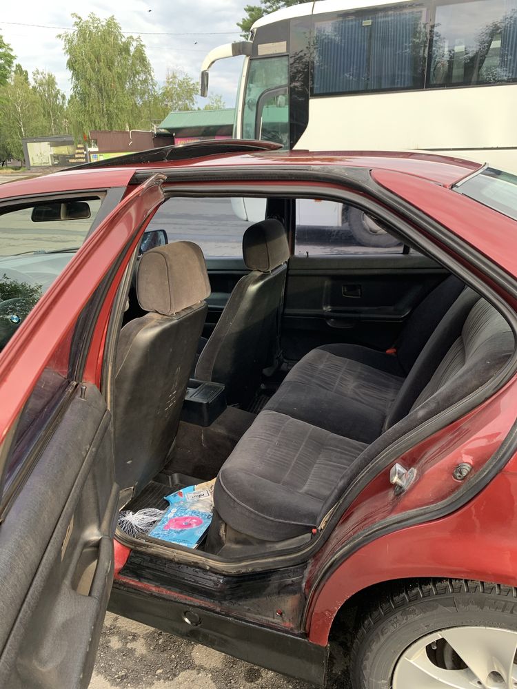 Продам БМВ Е36 красивую