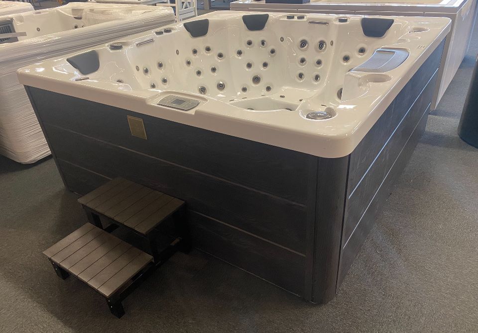 Jacuzzi Premium SVENSKA PRO Floden – Luksus w Promocji Zima 2026