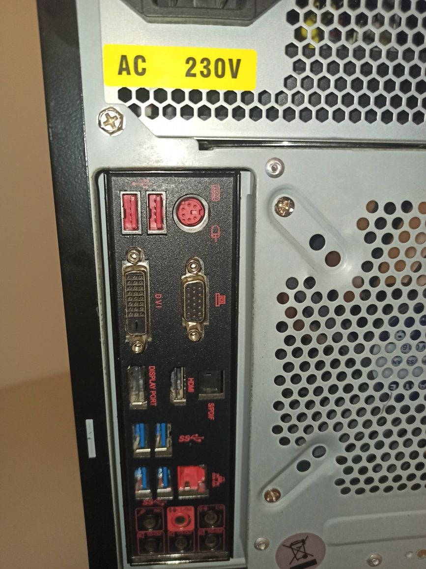 PC/Desktop I5 + Monitor + Caixa+ CPU + NVidea+AMDU + Motherboard +RAM