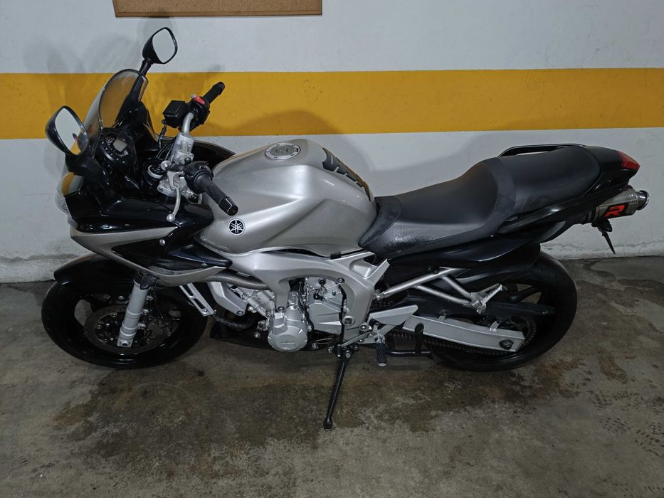 Yamaha Fazer 600 (FZS 600) de 2004