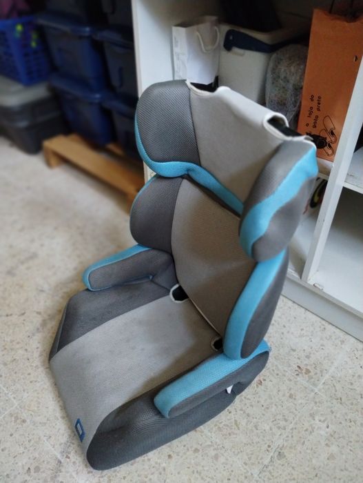 Cadeira segurança criança automóvel