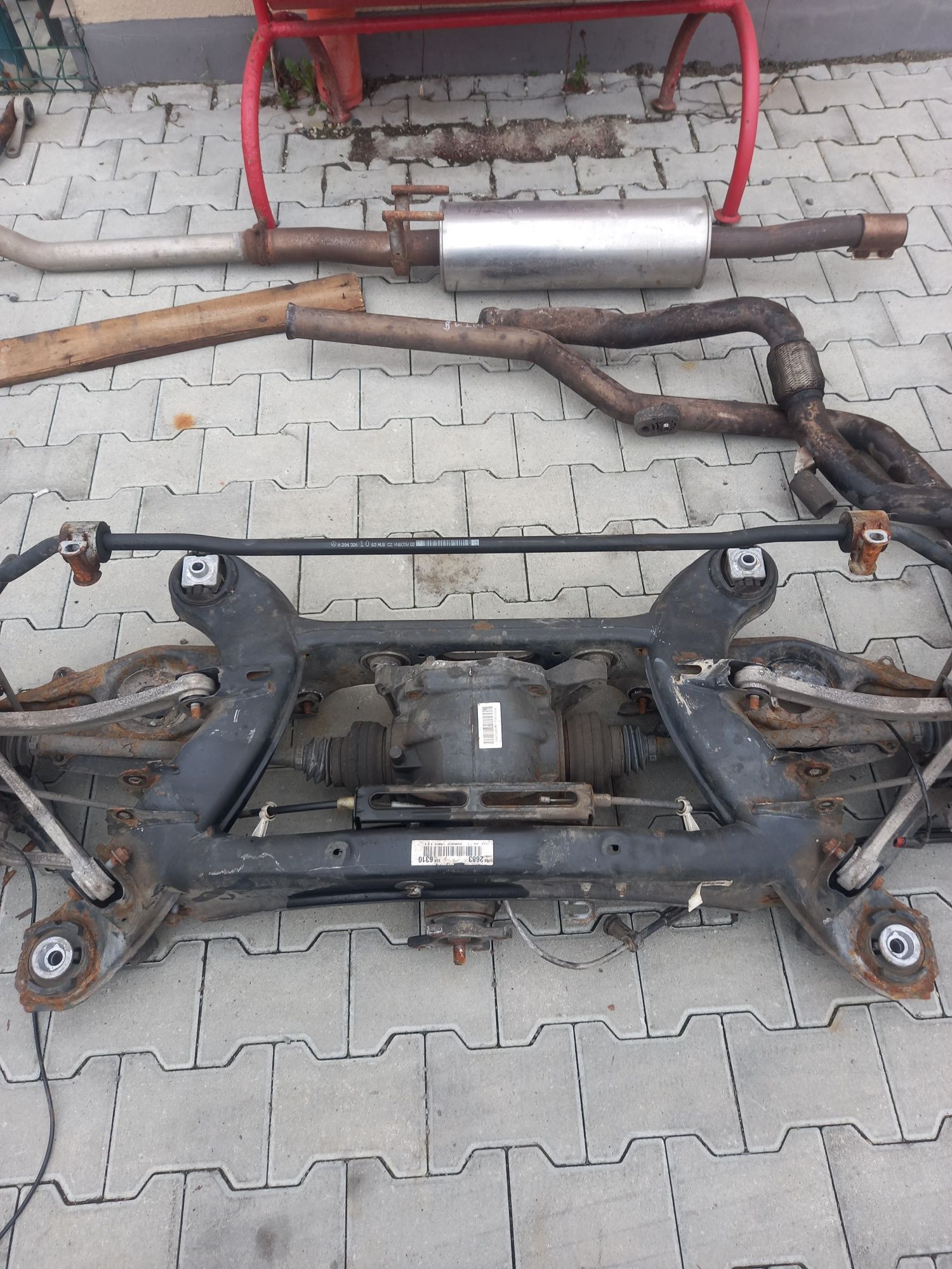 Задня балка розборка мерседес Mercedes C-class w204 E-class w212