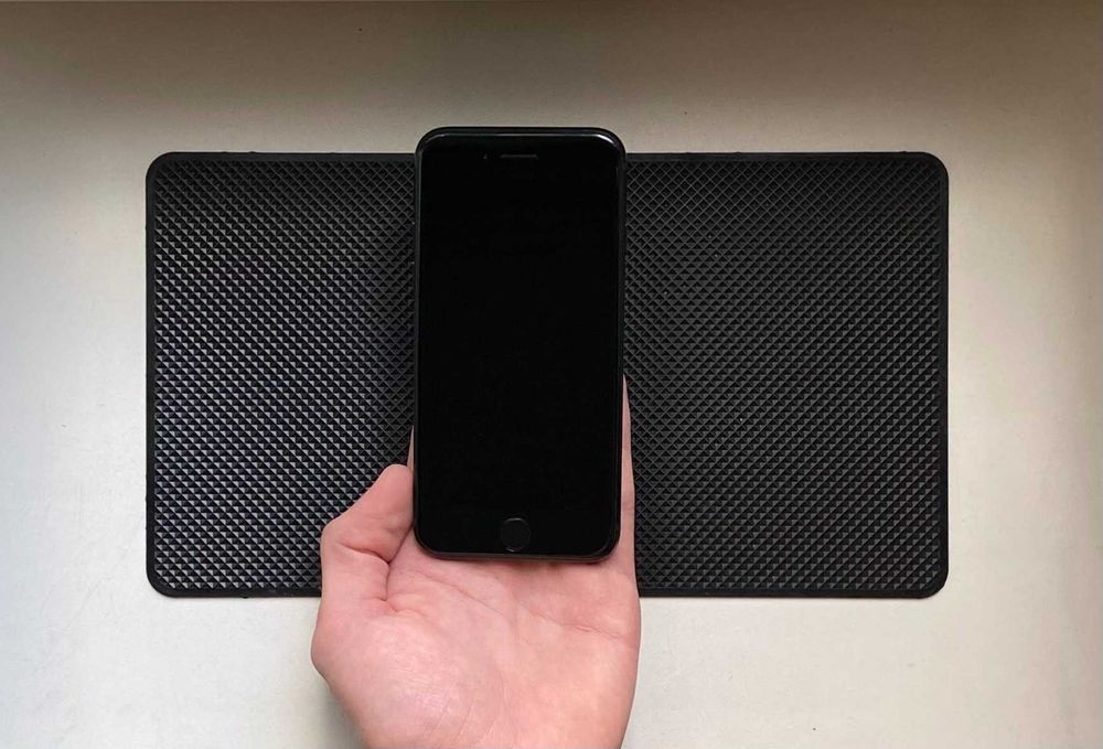 Отличный - iPhone SE 2022 - 64 гб - 98% АКБ - NEVERLOCK - MIDNIGHT