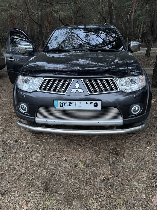 Продам Mitsubishi Pajero Sport 2011