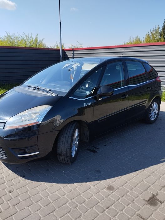 Авто має страховку