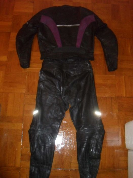 Мотокостюм кожаный REVENGER + POLO( Германия ) , размер M-L( 50-52 )