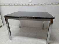 Mesa de Cozinha  c/tampo em Vidro