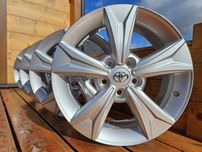 TOYOTA 17 OEM Nowe 5x114,3 C-HR Yaris Cross Avensis CHR Felgi Alufelgi
