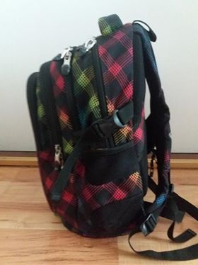 Plecak szkolny młodzieżowy ST.RIGHT w tęczową kratę