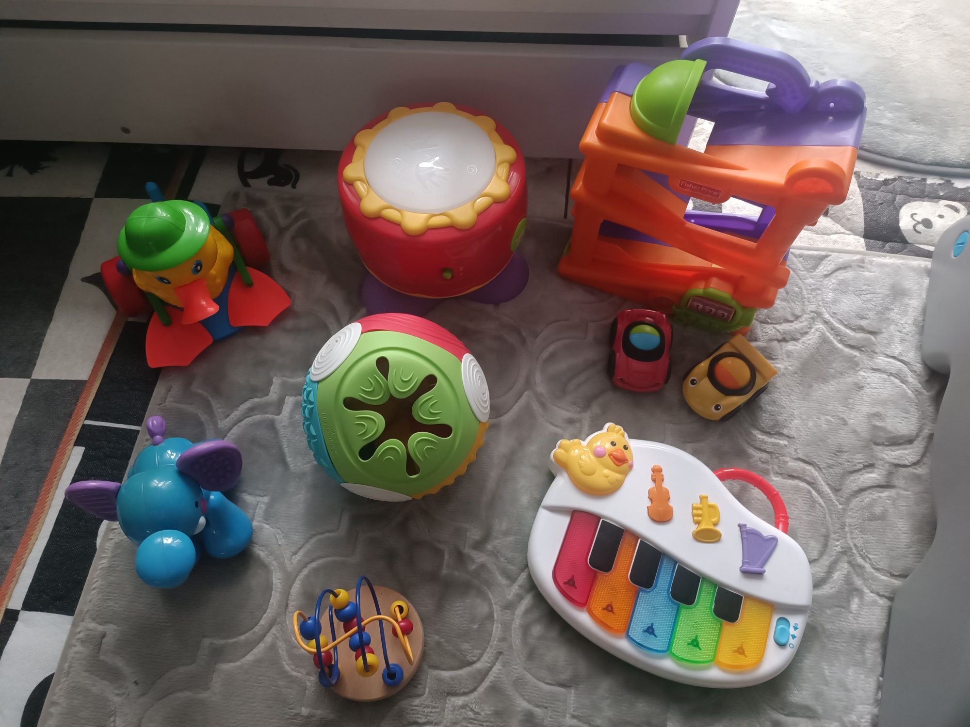 Zestaw zabawek dla niemowląt fisher price, clementoni itp zabawki inte