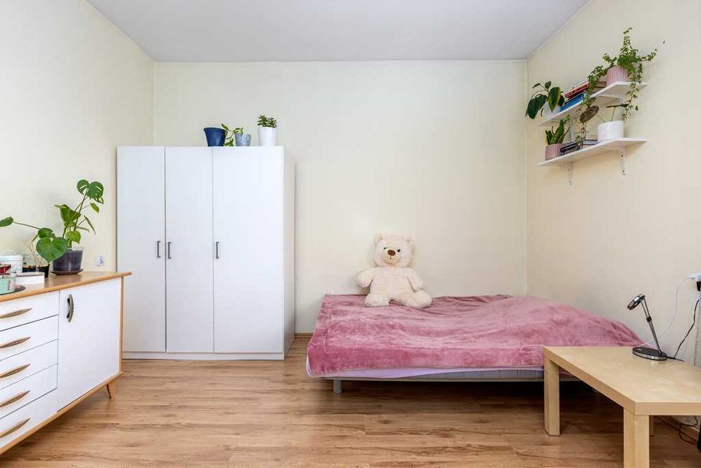 KARŁOWICE  ładny pokój 16 m2 w ładnym mieszkaniu z ogrodem-cena all in