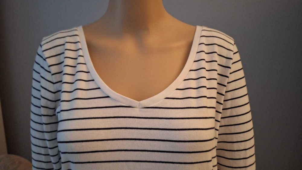 Camisola comprida às riscas