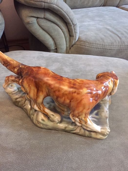 Фарфоровая фигурка