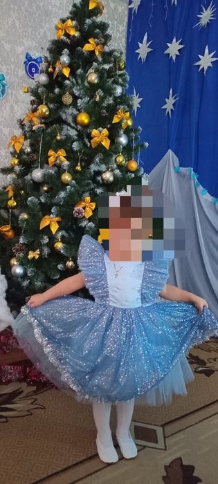 Новорічна святкова сукня зірочки