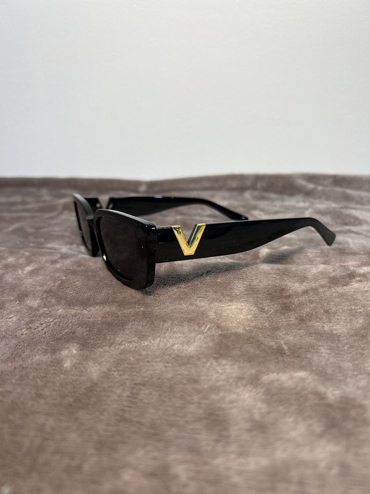 Oculos de sol NOVOS