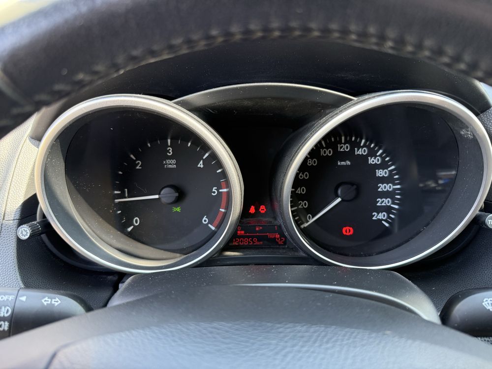 Mazda 5 1.6d 2014 przebieg 120tys