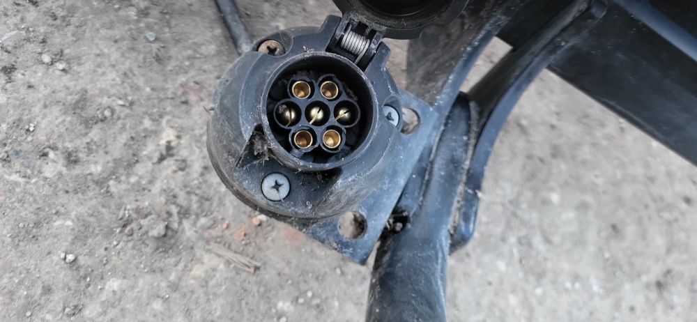 hak holowniczy Citroen C4 Picasso 2.0 HDI