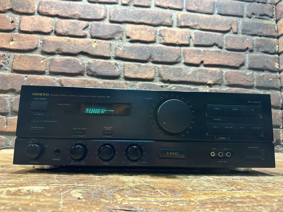 Wzmacniacz  Onkyo A-8640