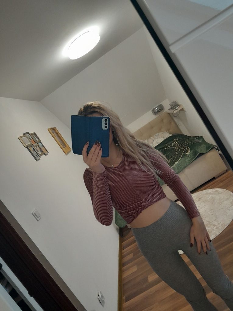 Bluzka crop top prazkowana sexy marszczeniem xs s