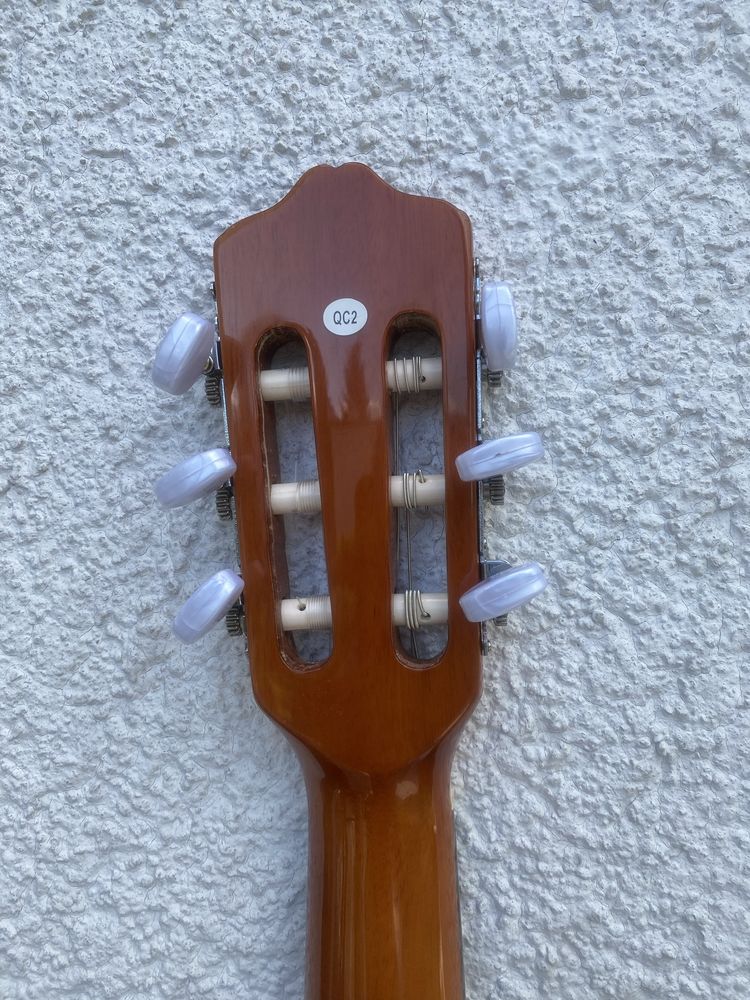 Nowa gitara klasyczna Alvera ACG100 1/2 SB-futerał.