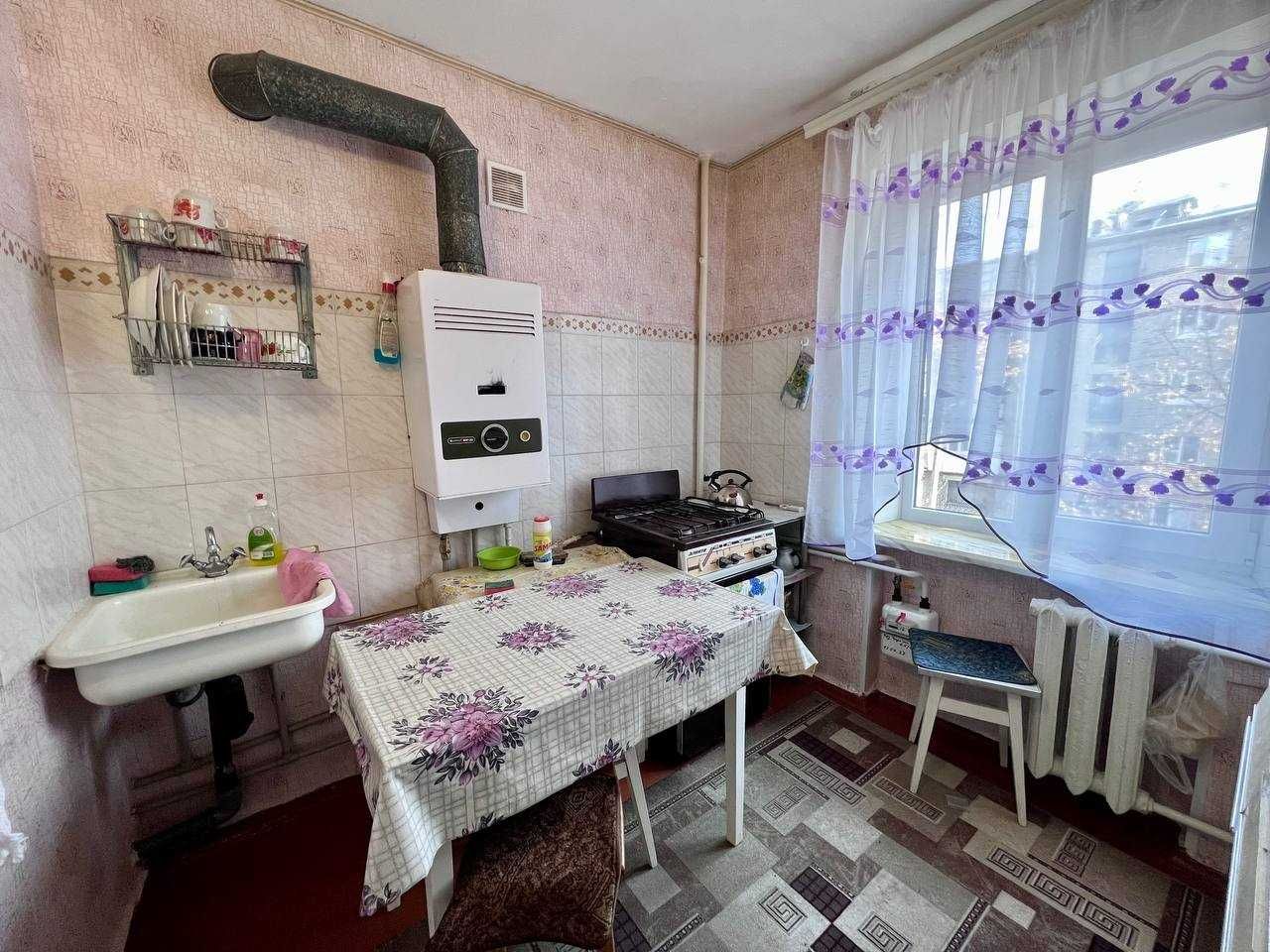 Продам 2-х комнатную квартиру ул. Николая Карищенко
