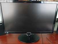 Монітор Samsung SyncMaster SA 300  23". В чудовому стані.