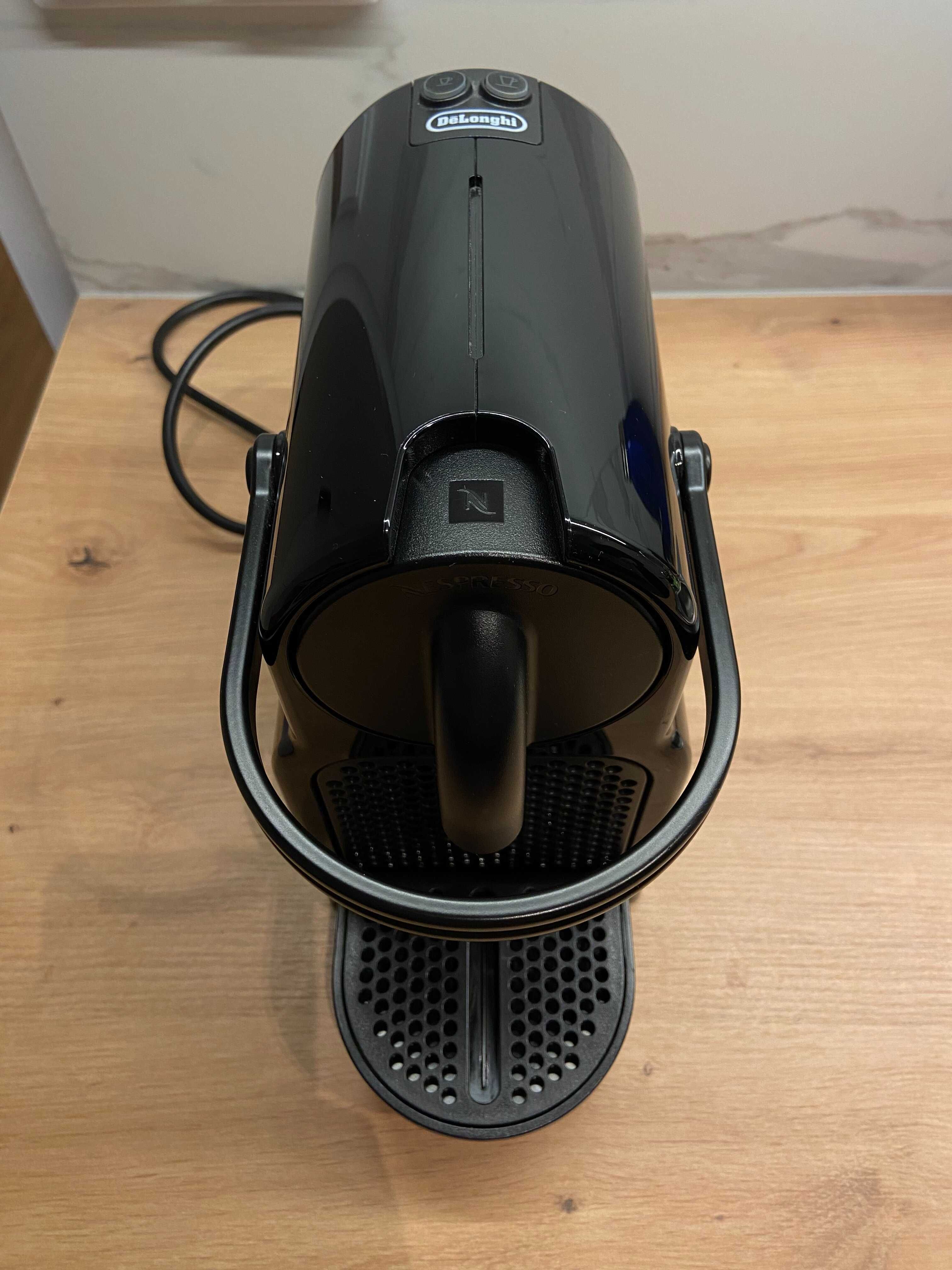 Ekspres do kawy Nespresso Inissia (by De'Longhi)