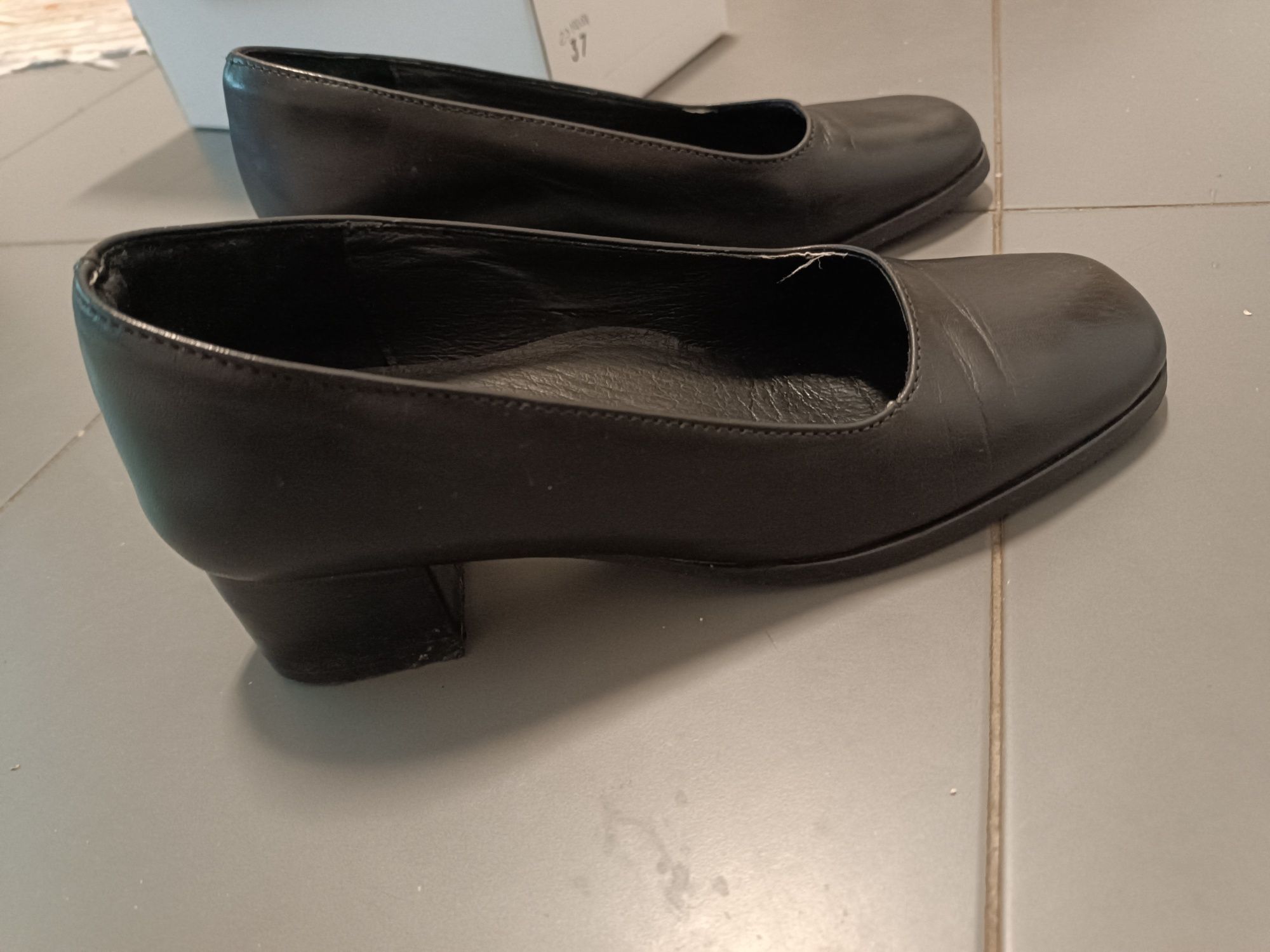 Sapatos de traje académico, nº 37
