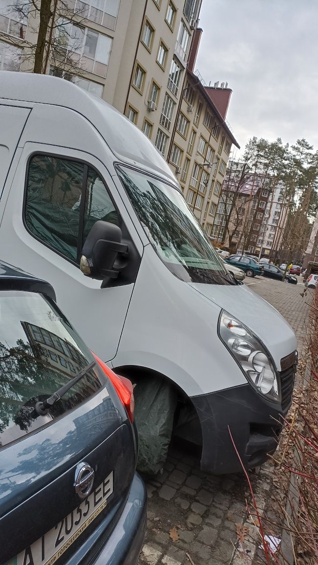 Грузовой фургон OPEL  MOVANO .