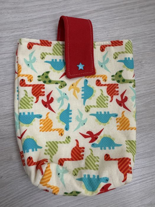 Porta fraldas e porta chuchas feitos à mão