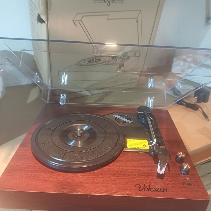 Програвач вінілових платівок VOKSUN E300