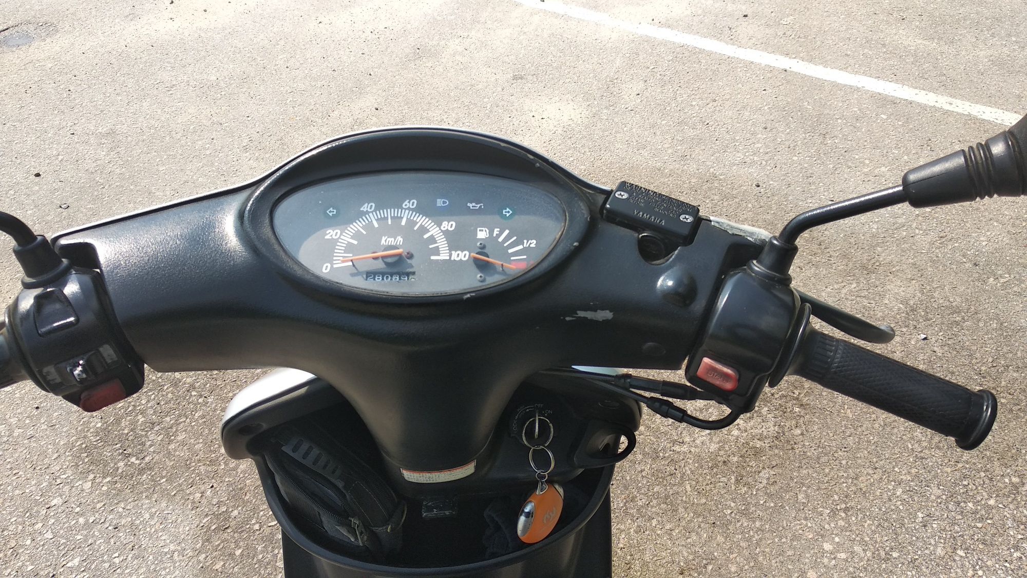 Yamaha Grand Axis 100