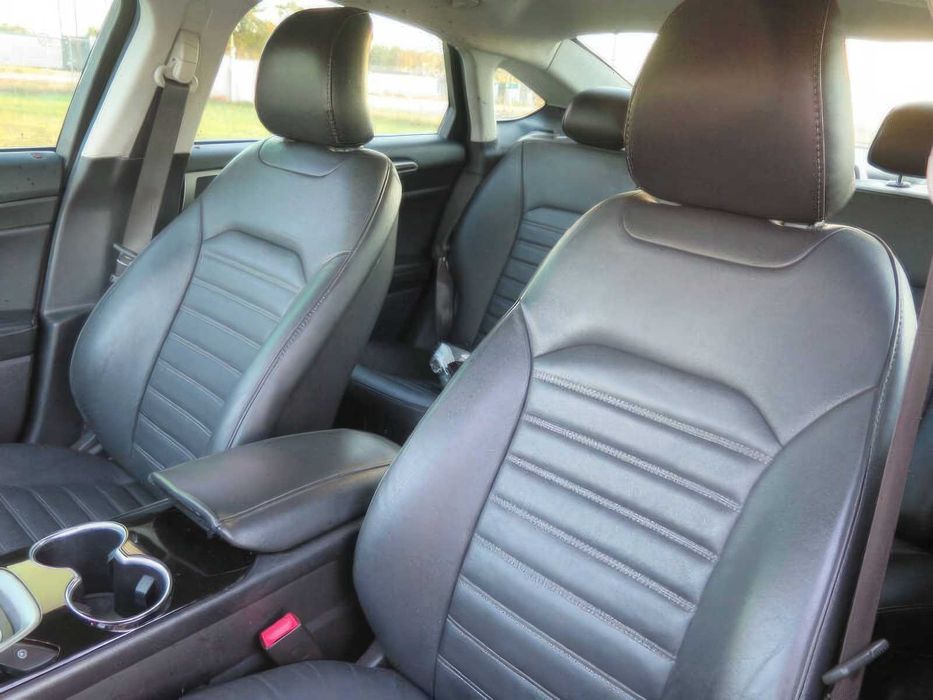 Ford Fusion SE      2016