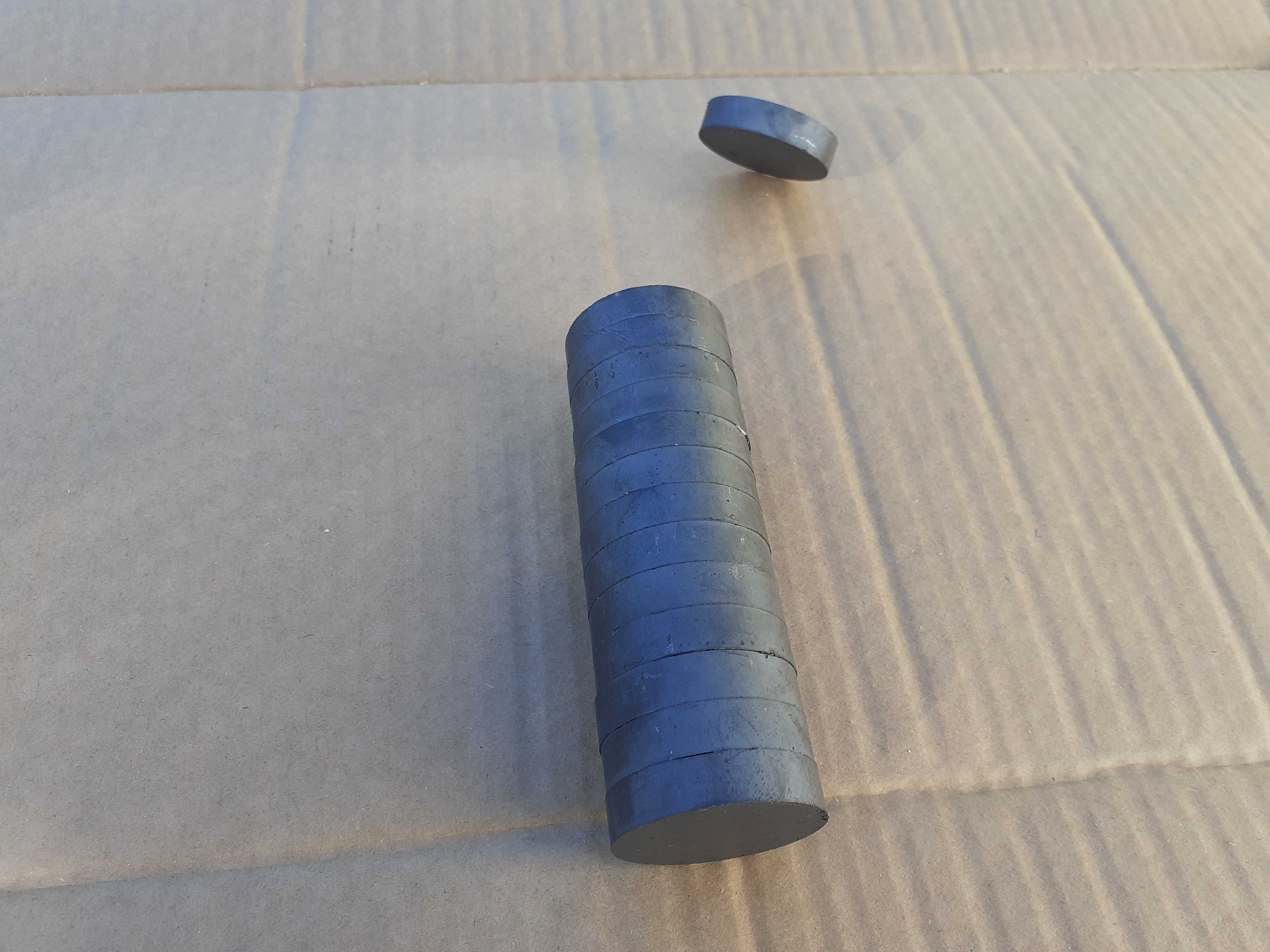 3 caixas Ímans ferrite Y35 disco, 40mm x 9mm