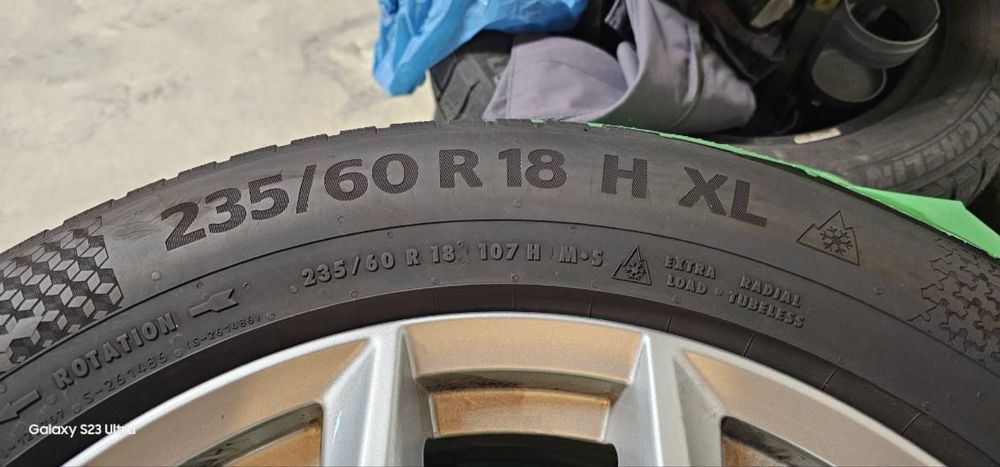 Volvo felgi z zimowymi oponami